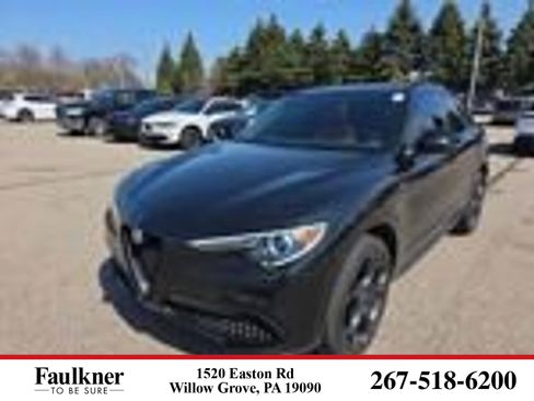 Used 2023 Alfa Romeo Stelvio Veloce AWD/4WD image 1