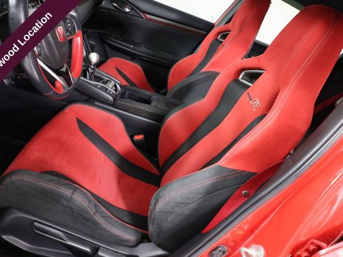 Used 2019 Honda Civic Type R image 9