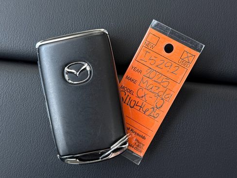 Used 2025 MAZDA CX-70 Plug-In Hybrid w/ Premium Pkg image 45