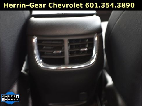 Used 2024 Chevrolet Malibu LT image 18