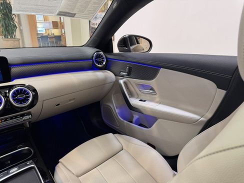 Certified 2025 Mercedes-Benz CLA 250 250 image 12