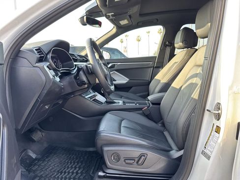 Used 2021 Audi Q3 2.0T Premium w/ Convenience Package image 2