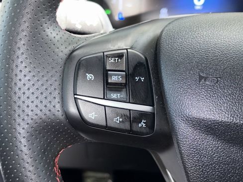 Used 2025 Ford Escape ST-Line AWD/4WD image 21