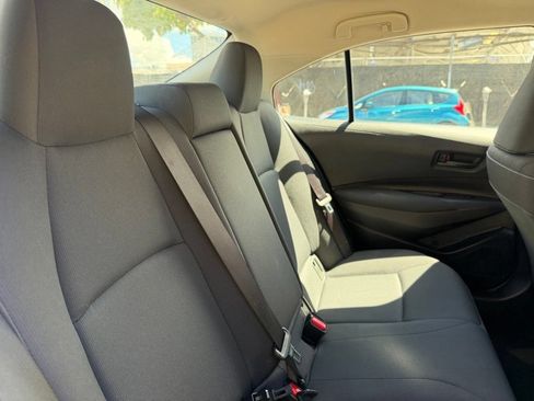 Used 2025 Toyota Corolla LE FWD image 14