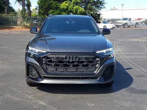 Used 2025 Audi SQ8 Premium Plus AWD/4WD image 2