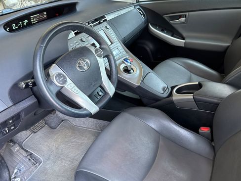 Used 2014 Toyota Prius Prime Advanced FWD image 10