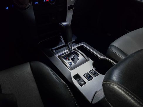 Used 2023 Toyota 4Runner SR5 Premium image 32