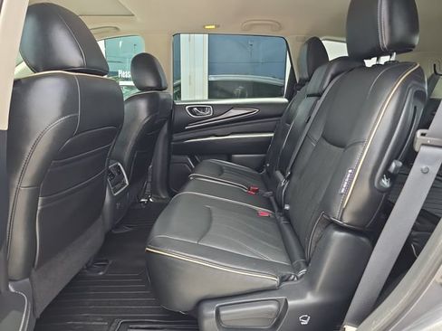 Used 2019 INFINITI QX60 Luxe w/ Essential Package FWD image 15