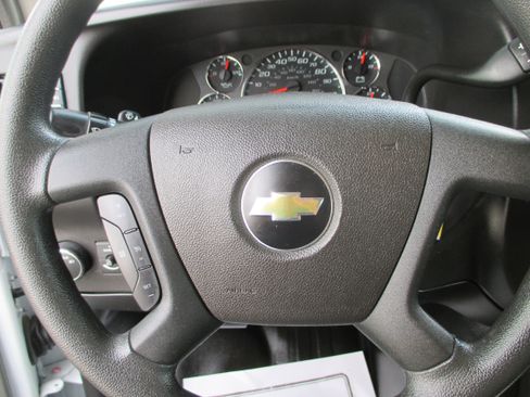 Used 2024 Chevrolet Express 2500 w/ Driver Convenience Package RWD image 14