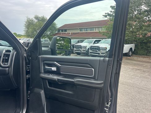 Used 2026 RAM 2500 Big Horn AWD/4WD image 14