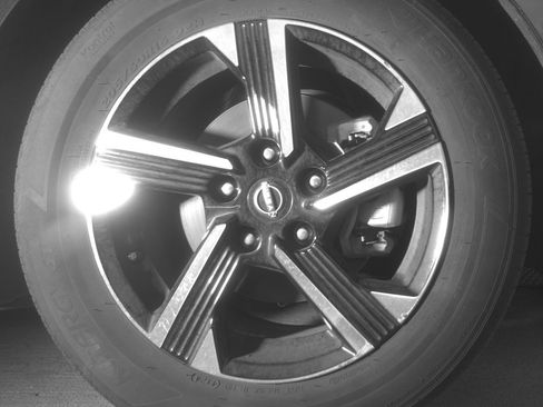 Used 2025 Nissan Sentra SV FWD image 13