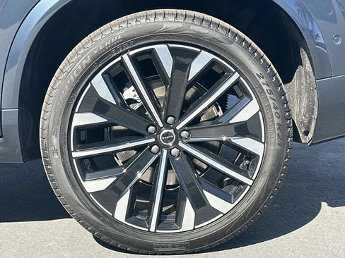 New 2026 Volvo XC90 T8 Ultra w/ Protection Package Premier image 24