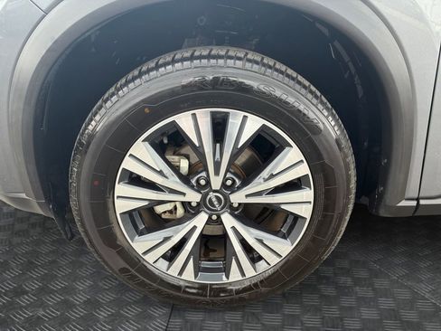 Used 2023 Nissan Rogue SV image 23