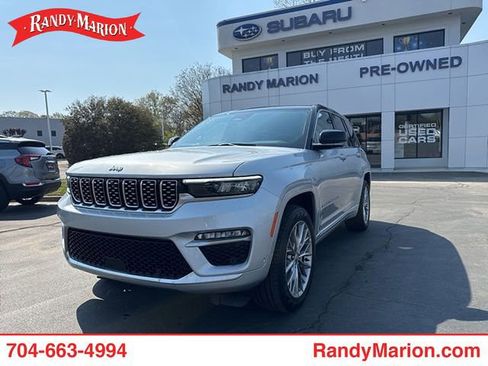 Used 2025 Jeep Grand Cherokee Summit image 1