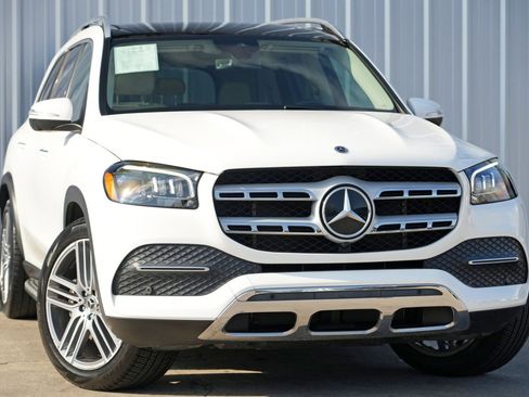 Used 2022 Mercedes-Benz GLS 450 4MATIC image 4