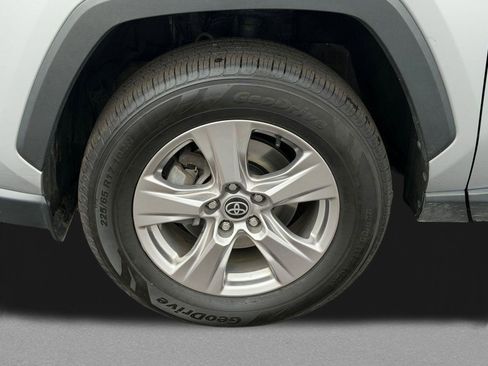 Used 2023 Toyota RAV4 XLE image 11