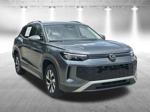 Certified 2026 Volkswagen Tiguan S AWD/4WD image 7