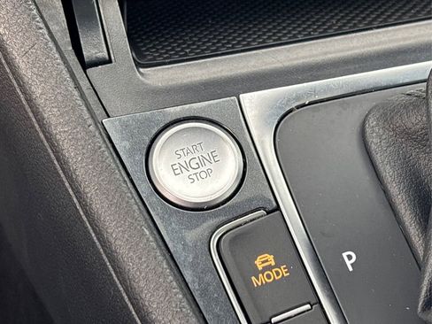 Used 2018 Volkswagen Golf Alltrack SE image 30