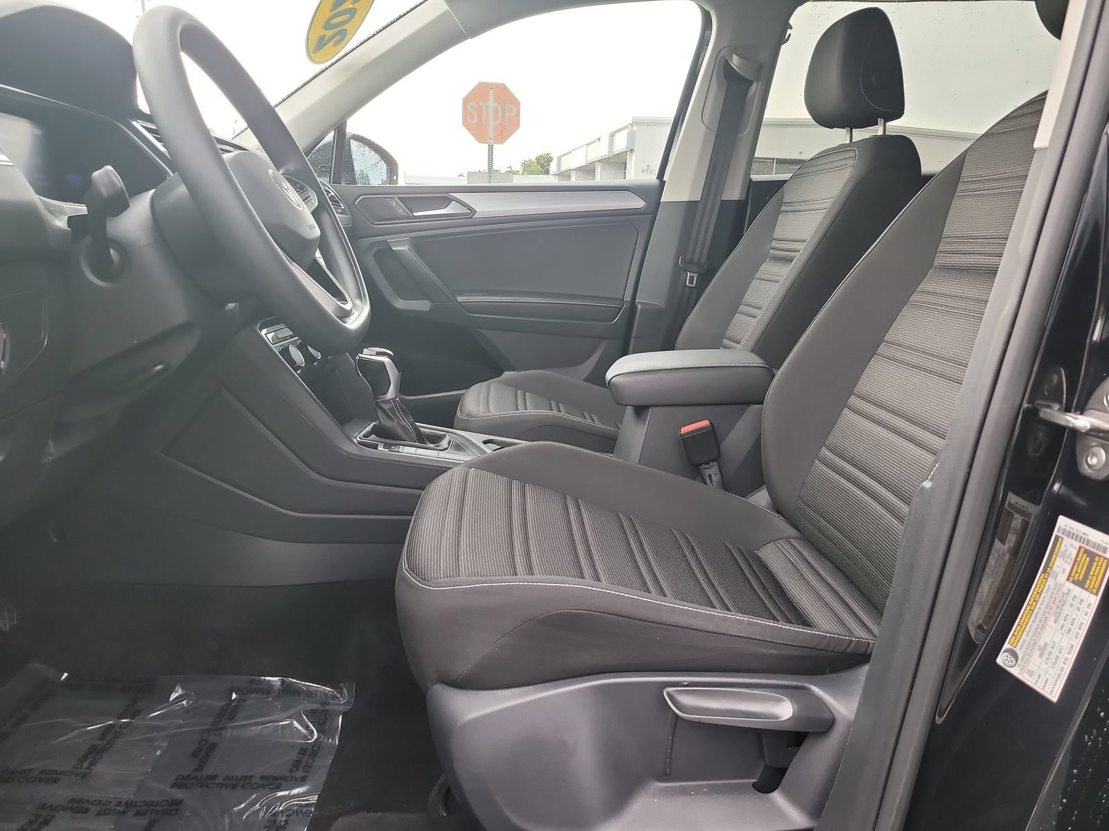 Used 2023 Volkswagen Tiguan S FWD image 15