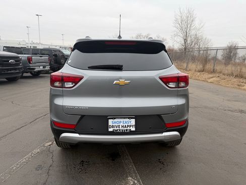 Used 2025 Chevrolet TrailBlazer LT w/ LT Cold Weather Package image 8