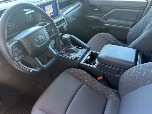 New 2026 Toyota Tacoma SR5 AWD/4WD image 11