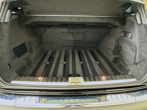 Used 2023 Mercedes-Benz Maybach GLS 600 4MATIC image 29