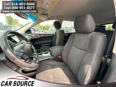 Used 2015 Nissan Pathfinder SV FWD image 9