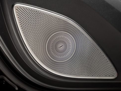 Used 2025 Mercedes-Benz GLS 63 AMG 4MATIC image 65