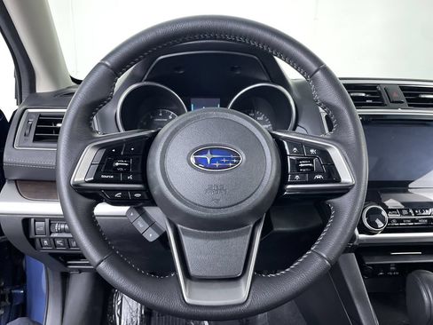 Used 2019 Subaru Outback 2.5i Limited AWD/4WD image 13