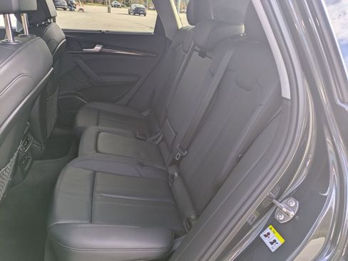 Used 2019 Audi Q5 Prestige w/ Prestige Package image 26