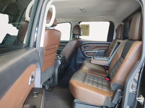 Used 2016 Nissan Titan Platinum Reserve AWD/4WD image 23