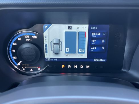 Used 2024 Ford Bronco Heritage Edition AWD/4WD image 11