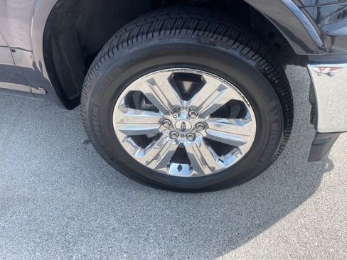 Used 2020 Ford F150 Lariat w/ Equipment Group 502A Luxury image 23