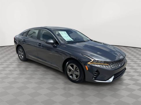 Used 2024 Kia K5 LXS FWD image 3