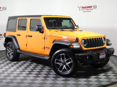 Used 2025 Jeep Wrangler Unlimited Sport S 4xe w/ Convenience Group AWD/4WD image 2