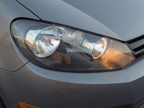 Used 2013 Volkswagen Golf 2-Door image 5