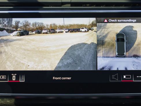 Used 2023 Audi Q7 Premium Plus w/ Premium Plus Package image 15