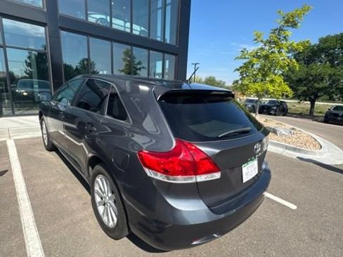 Used 2012 Toyota Venza LE AWD/4WD image 3