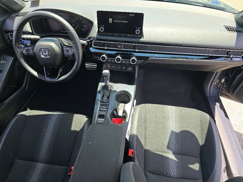 Used 2025 Honda Civic Sport image 17