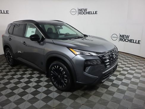 New 2026 Nissan Rogue SV image 4