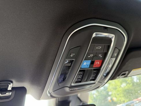 Used 2023 Jeep Grand Cherokee L Laredo AWD/4WD image 28