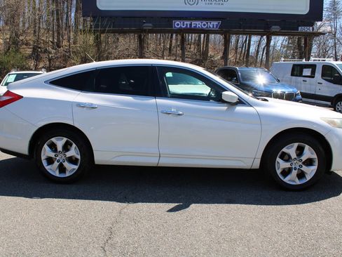 Used 2010 Honda Crosstour EX-L image 6