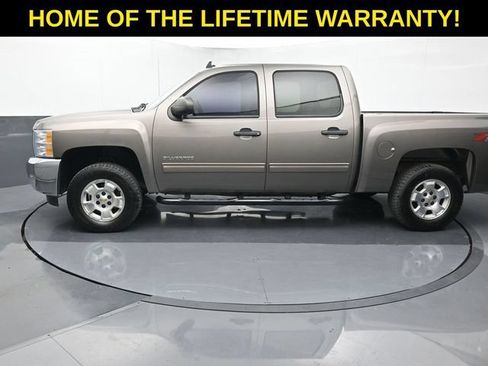 Used 2013 Chevrolet Silverado 1500 LT w/ All-Star Edition AWD/4WD image 4