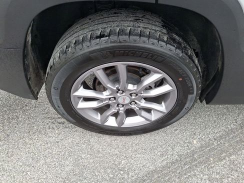 Used 2022 GMC Terrain SLT image 30