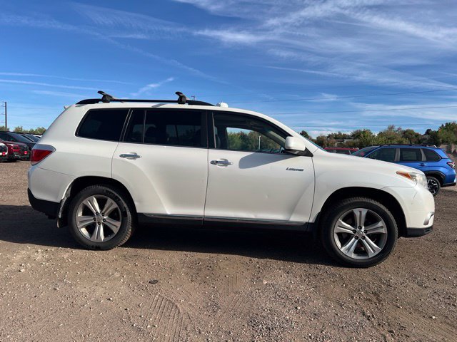 Used 2013 Toyota Highlander Limited AWD/4WD image 6