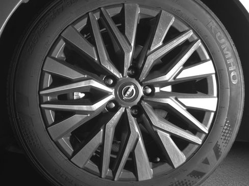 Used 2025 Nissan Altima 2.5 SV image 12