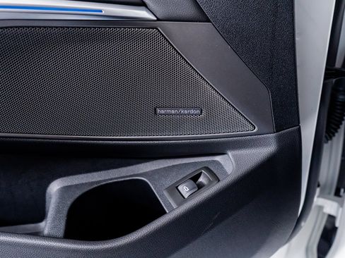 Used 2026 BMW M3 Competition image 41