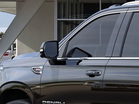 New 2026 GMC Yukon XL Denali AWD/4WD image 12