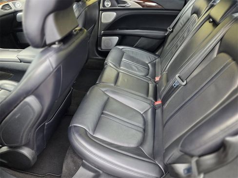 Used 2019 Lincoln MKZ Reserve w/ Luxury Package image 10