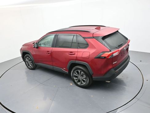 Used 2023 Toyota RAV4 XLE Premium image 22